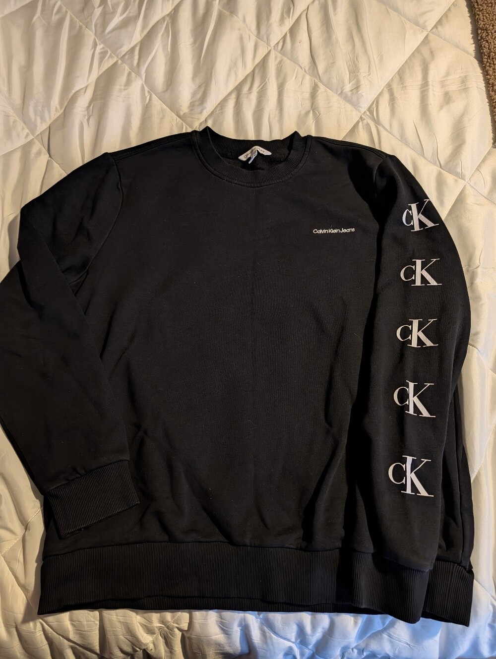 Size Large Calvin Klein Crew Neck Sweatshirt Excellent Condition